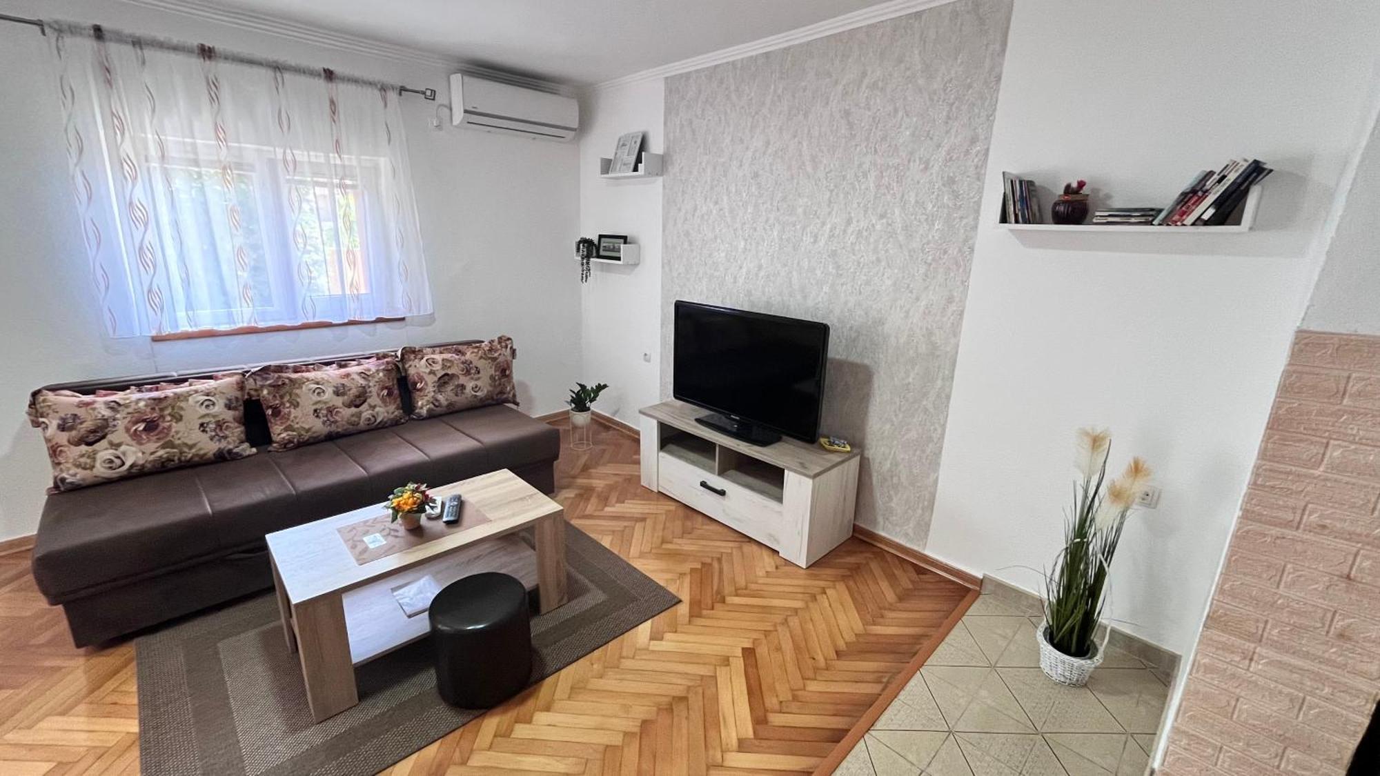 Apartman Mim Требинє Екстер'єр фото
