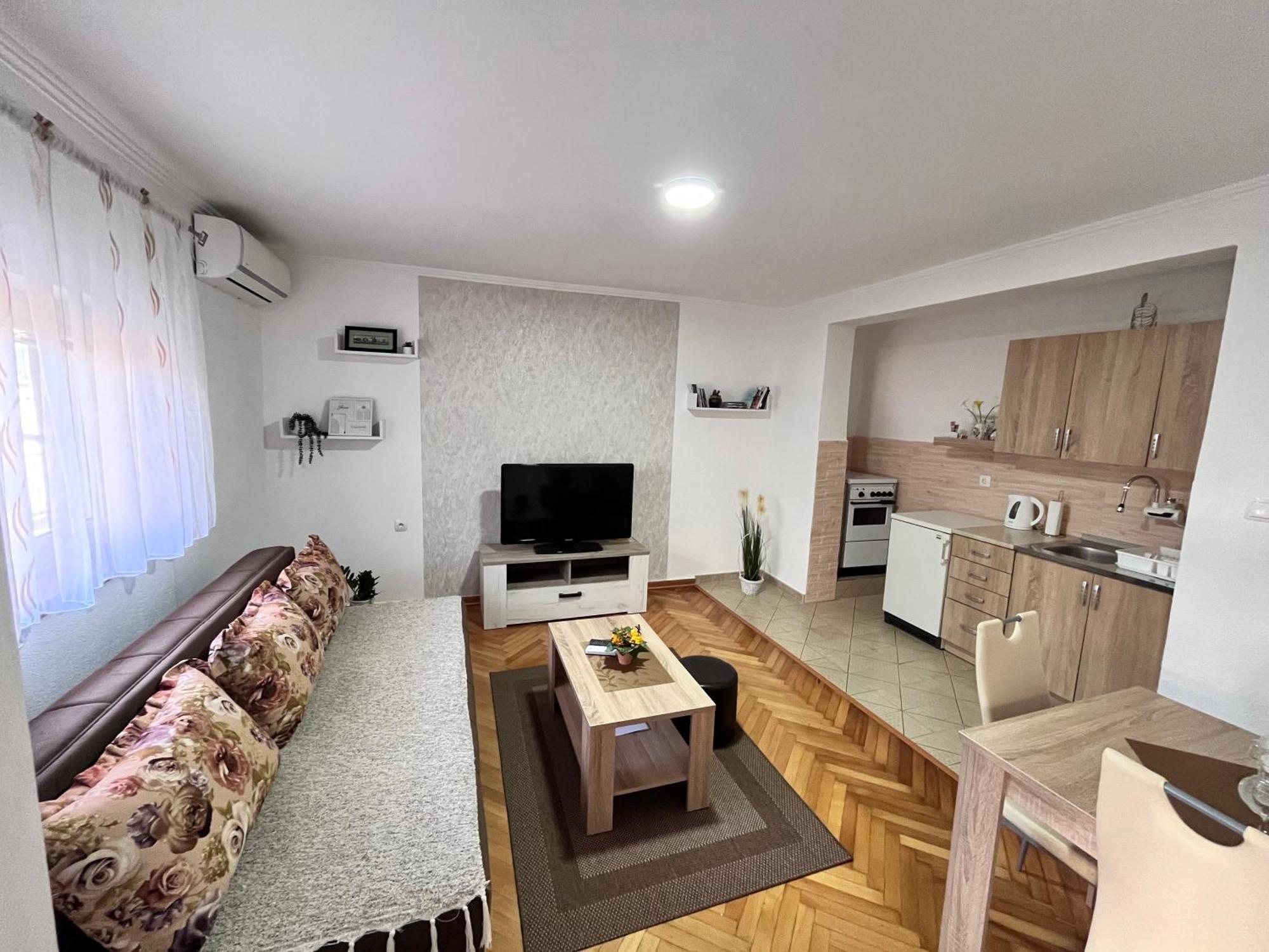 Apartman Mim Требинє Екстер'єр фото